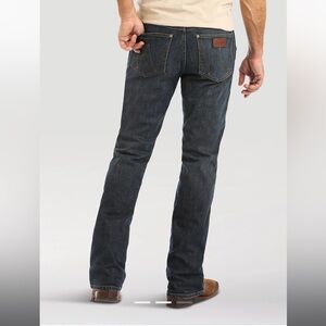Wrangler Men's Relaxed Bootcut Jeans